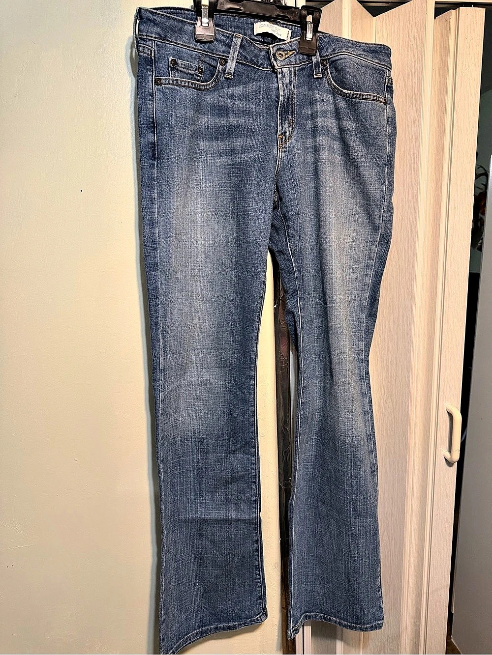 Levi's 545 Low Boot Cut Jeans in Blue 10 L/C